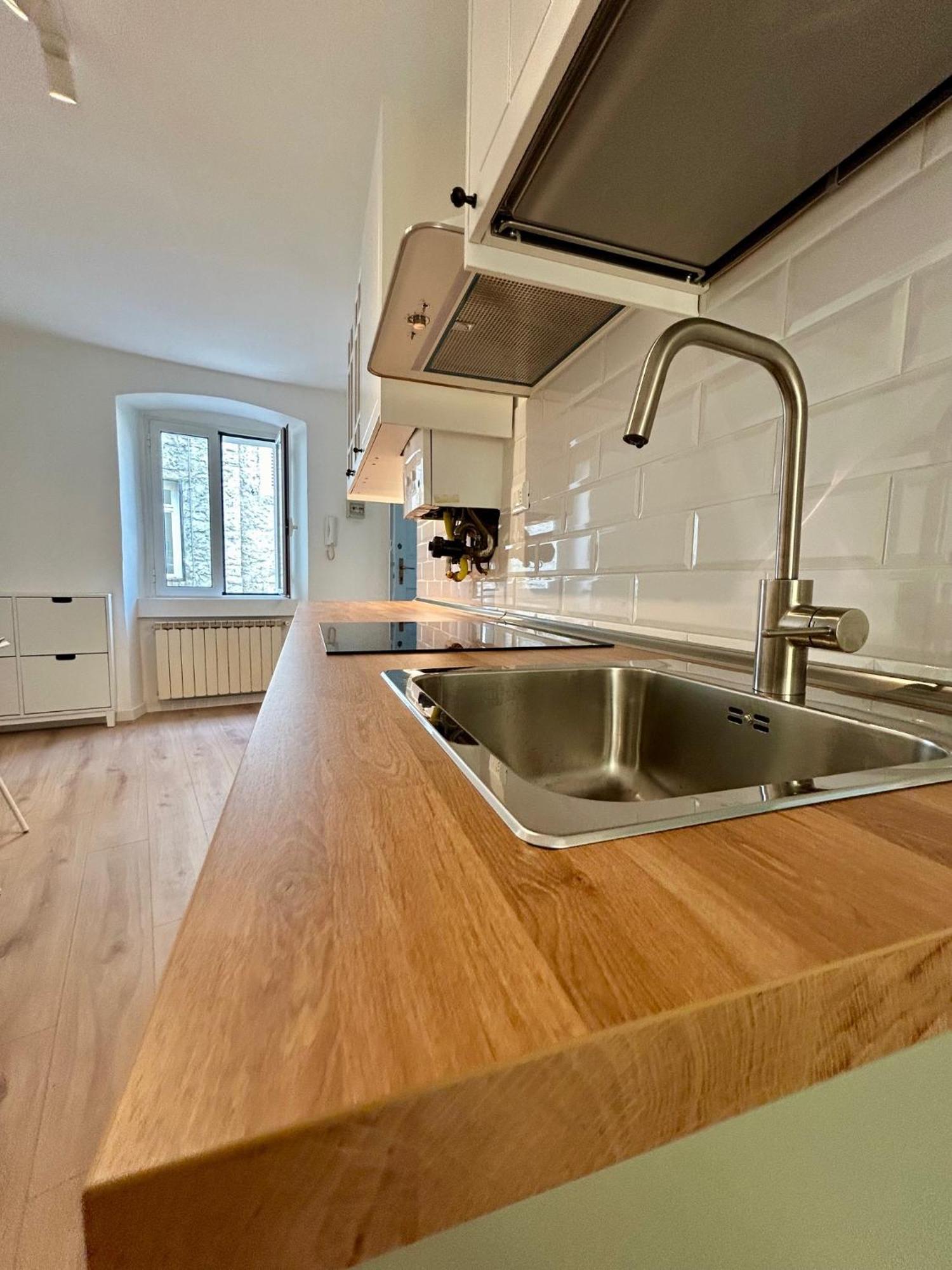 Residence Zar 6 Τεργέστη Εξωτερικό φωτογραφία